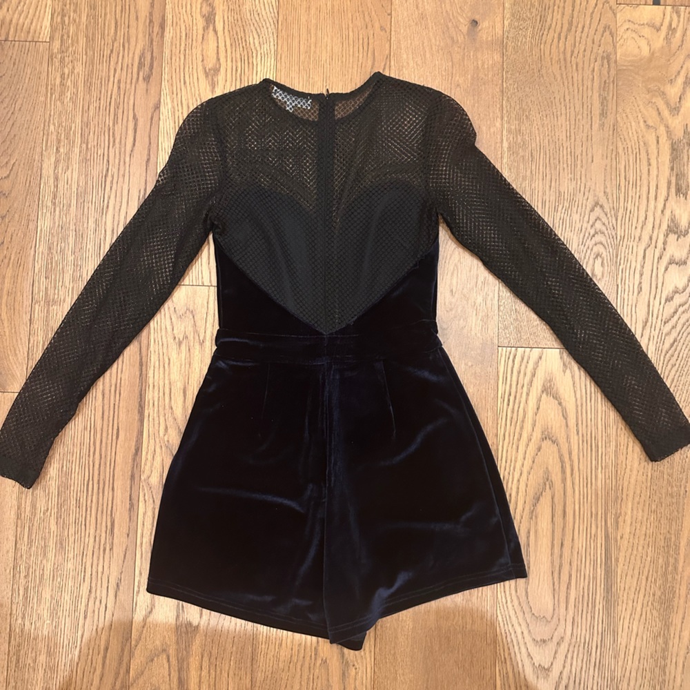 WYDLR Lace & Velvet Combination Romper - Picture 3 of 7